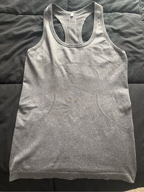 Lulu Women’s Grey Racerback Tank Top